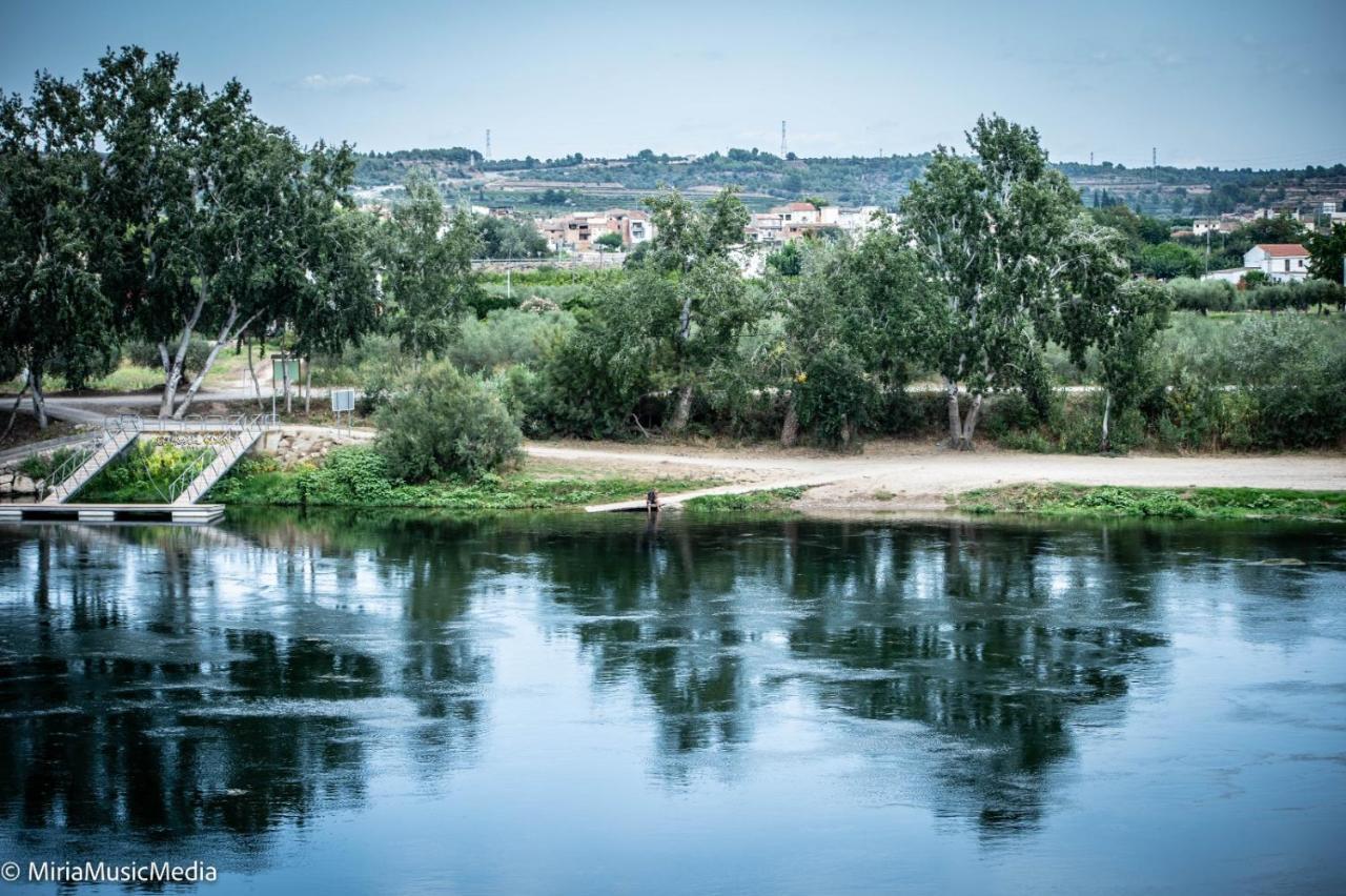River Ebro Apartments Мора-де-Эбро Экстерьер фото